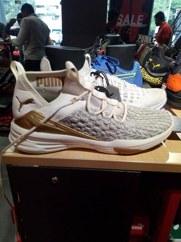 PUMA Store